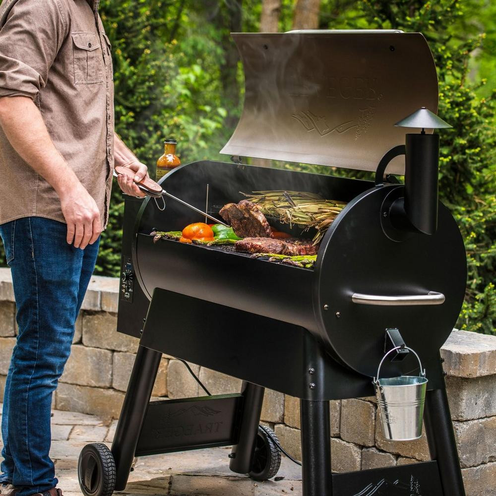 Traeger Pro 34 wood pellet grill